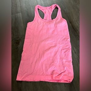 Lululemon Run Swiftly Tech Tank